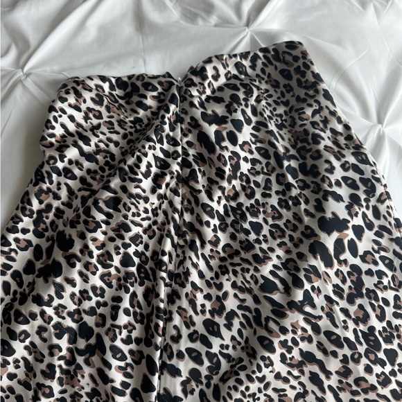 Leopard Print Skirt - Picture 2 of 3